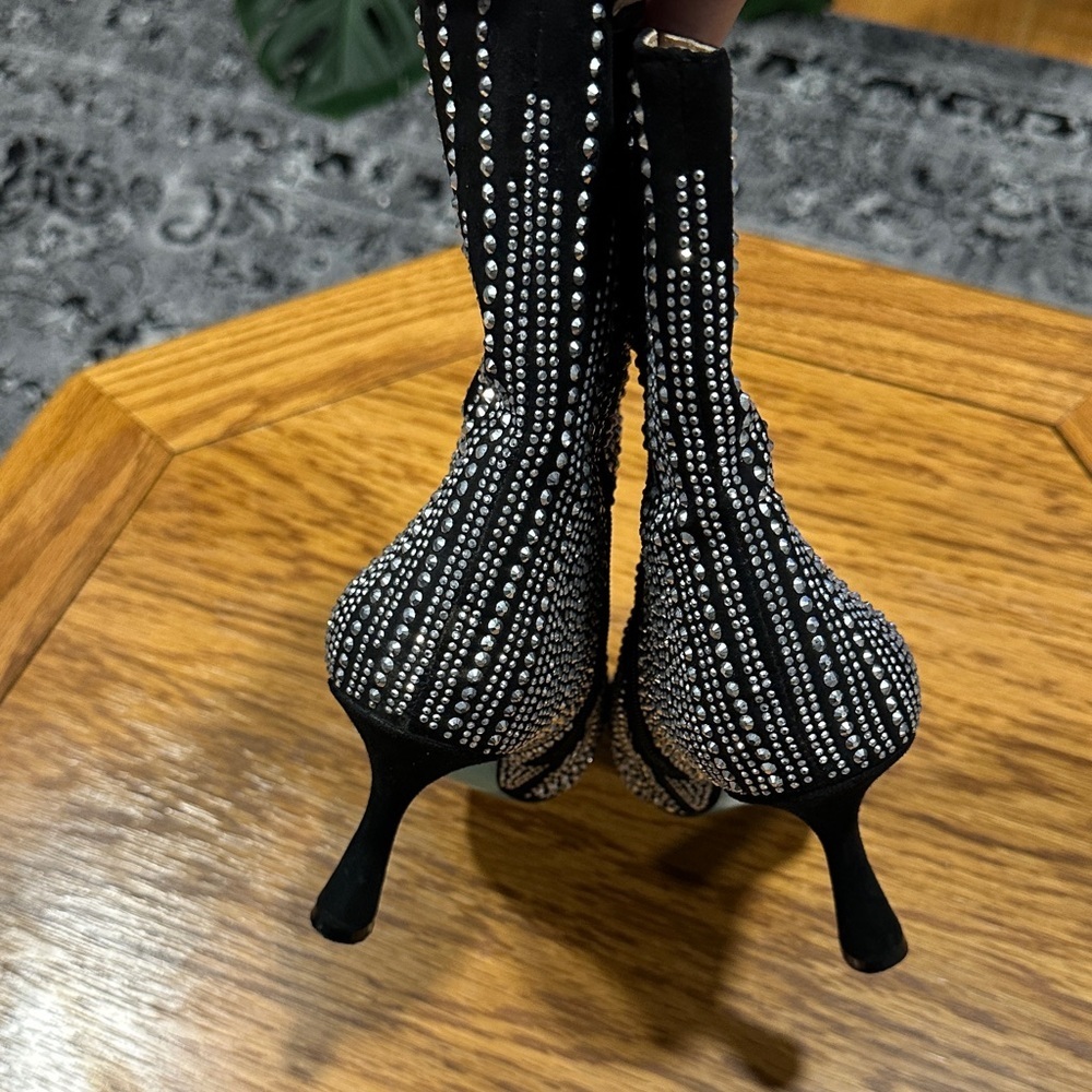 *BETSEY JOHNSON* Black x Silver Juelz Rhinestone Heeled Boots Size 7.5 - Picture 6 of 9